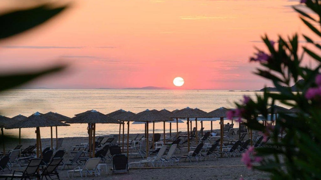 Ninos Grand Hotel & Resort