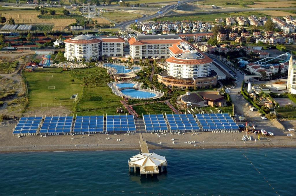 Seaden Sea World Resort and Spa