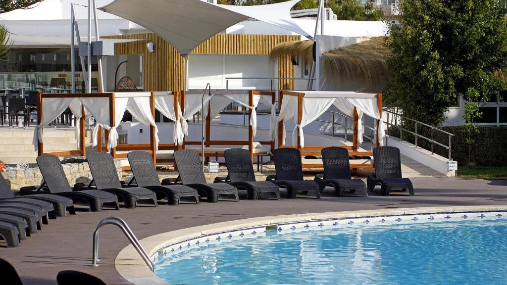 Hotel Pamplona BG