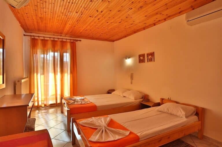 Vila Pavlos