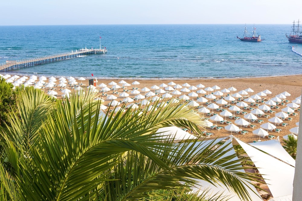 Hotel Paloma Peirissia