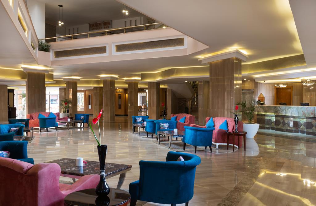 Beach Albatros Resort