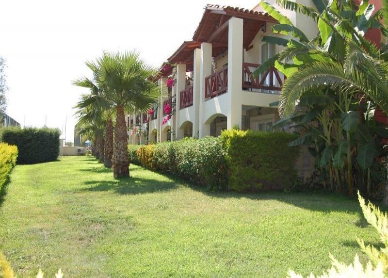 Tiana Beach Resort