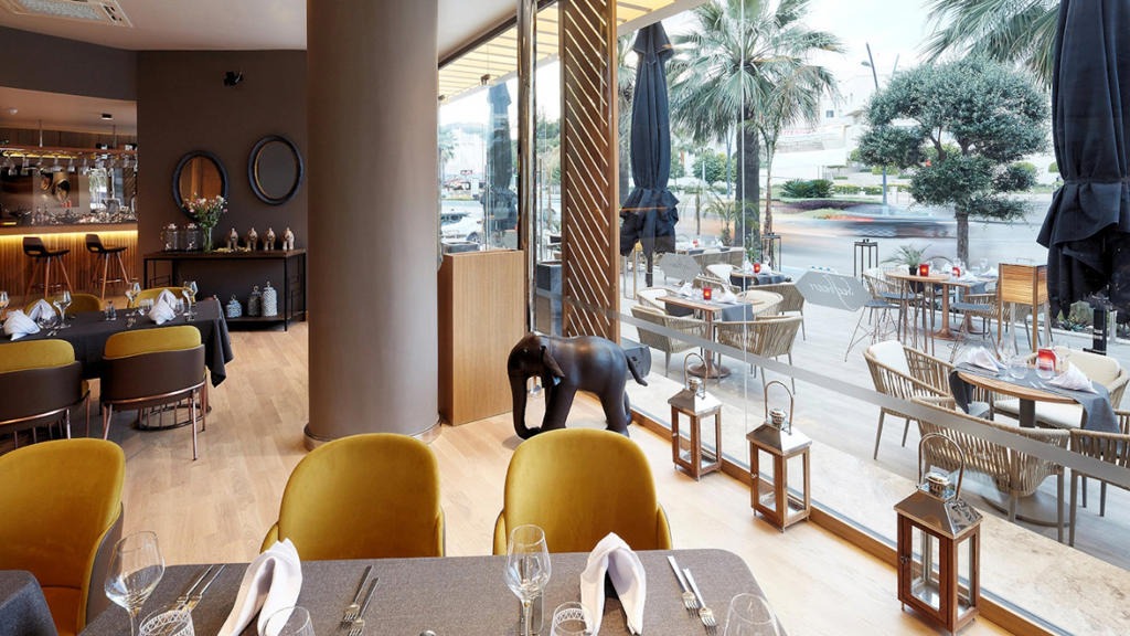 Lalila Blue Suites
