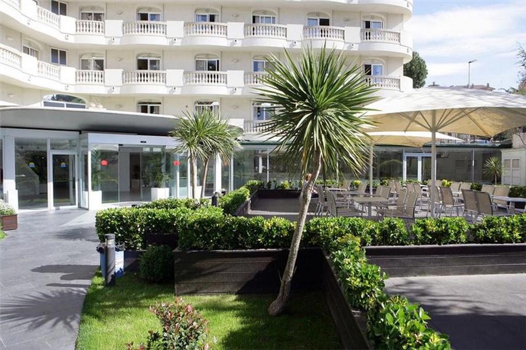 Hotel Alegria Fenals Mar