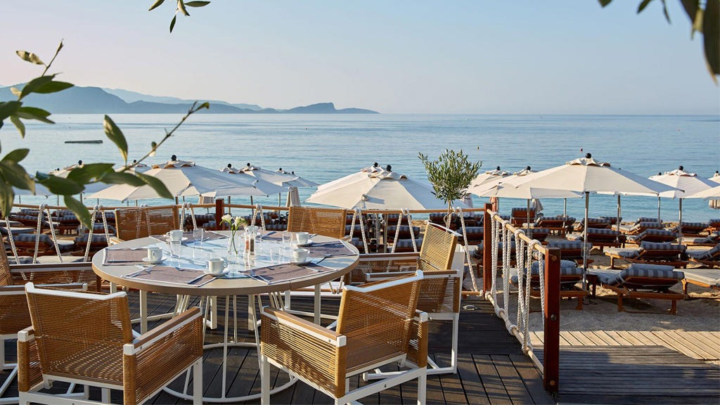 Lichnos Beach Hotel