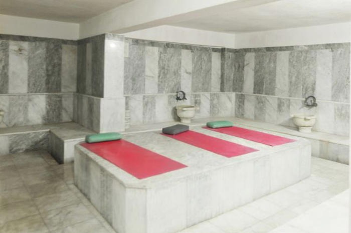 Arora Hotel