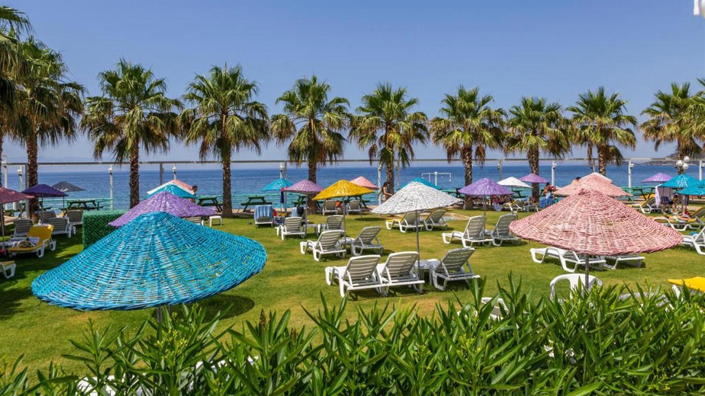 Grand Efe Hotel