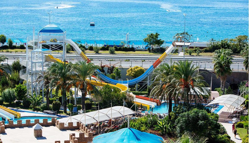 Crystal Admiral Resort Suites and Spa