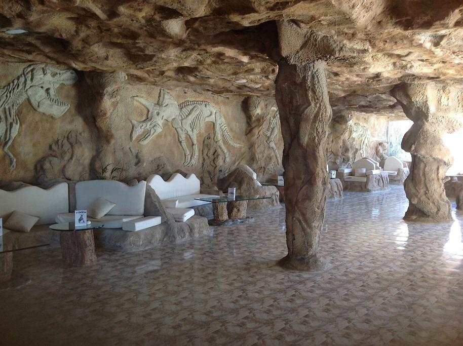 Caves Beach Resort