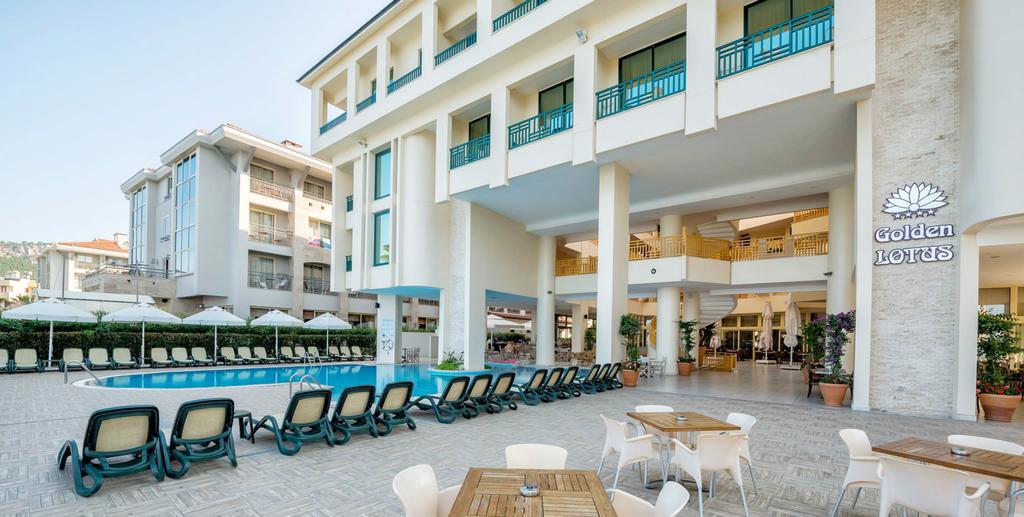 Golden Lotus Hotel