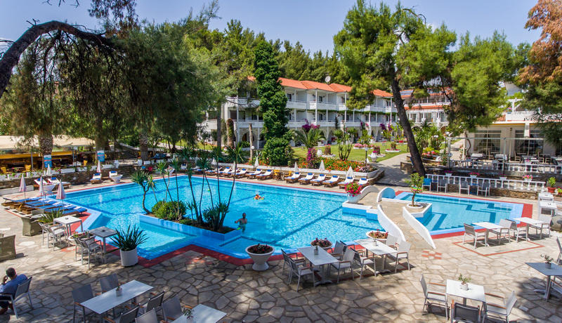Porfi Beach Hotel