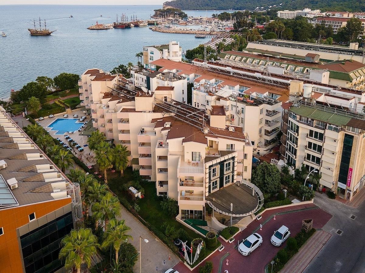 Viking Nona Beach Hotel