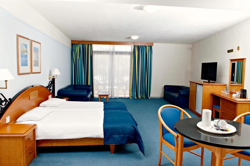 Hotel Santana