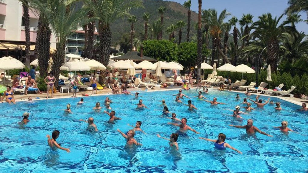 Aqua Hotel