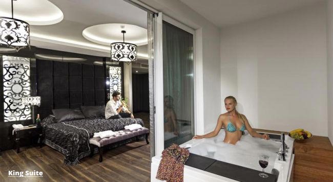 Karmir Resort and Spa