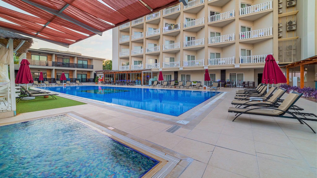 Justiniano Deluxe Resort
