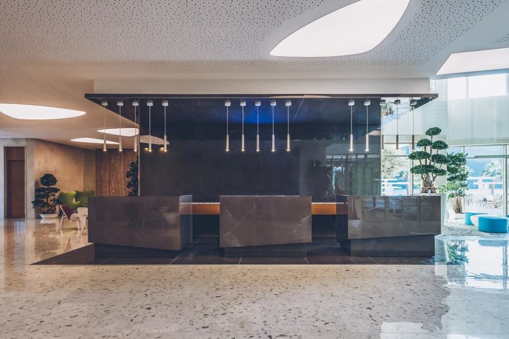 Carine Hotel Kumbor Superior