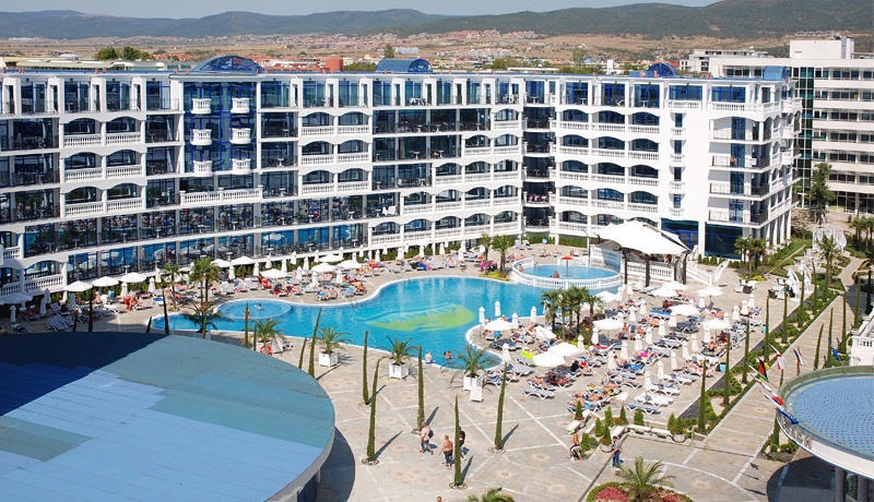 Chaika Beach Resort