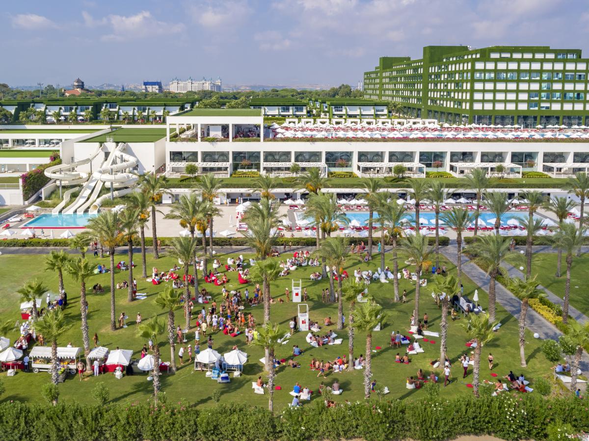 Adam and Eve Hotel
