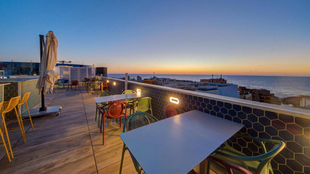 Ikyk Hotel