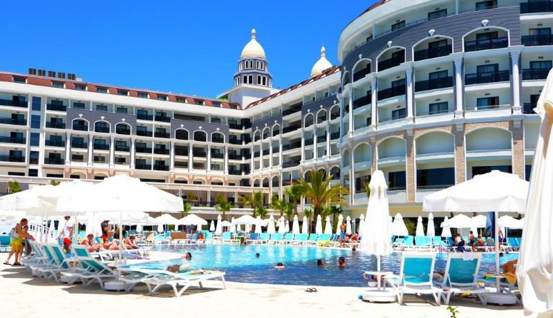 Diamond Premium Hotel and Spa