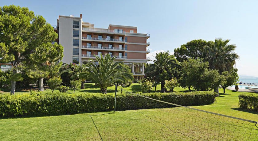 Kalamanki Beach Hotel