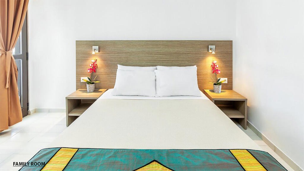 Xenios Dolphin Beach Hotel