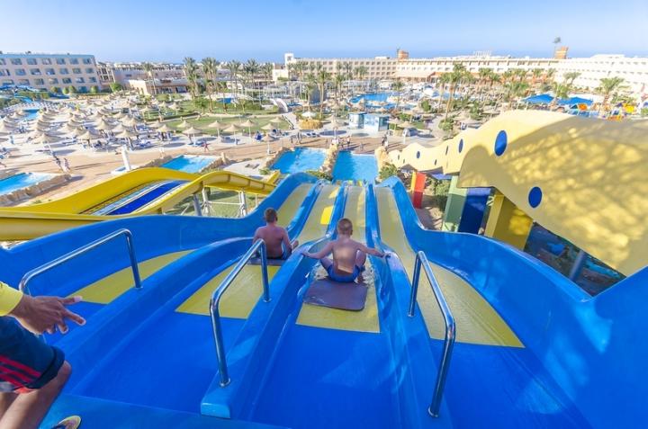 Titanic Resort & Aqua Park