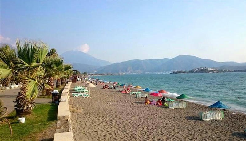 Aymes Hotel