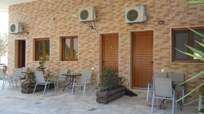 Vila Fotis