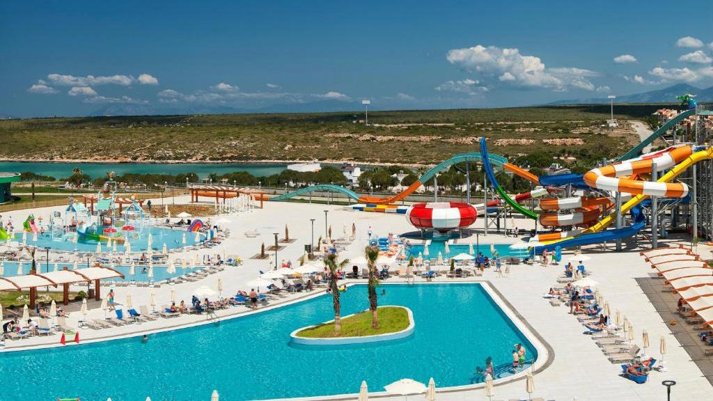 Aquasis De Luxe Resort & Spa