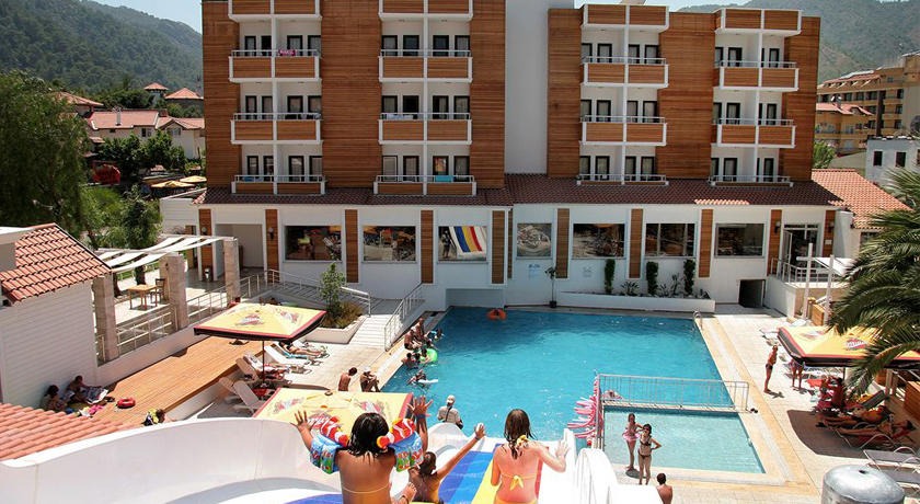 Club Munamar Beach Resort