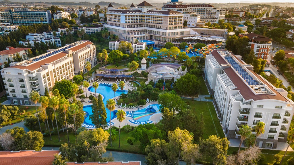 Horus Paradise Luxury Resort