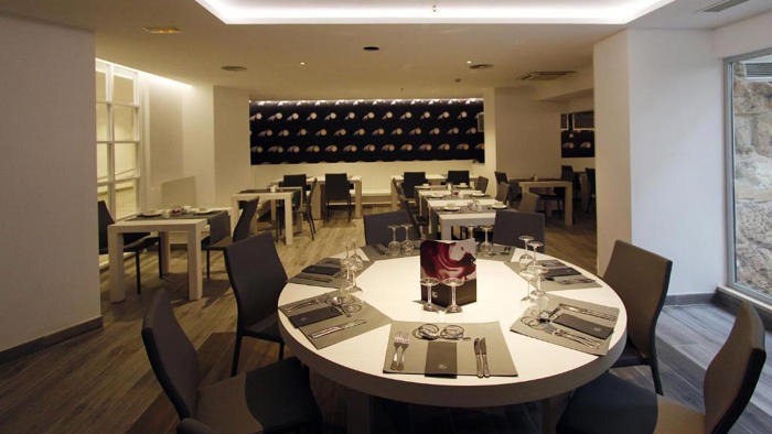 Hotel Pamplona BG