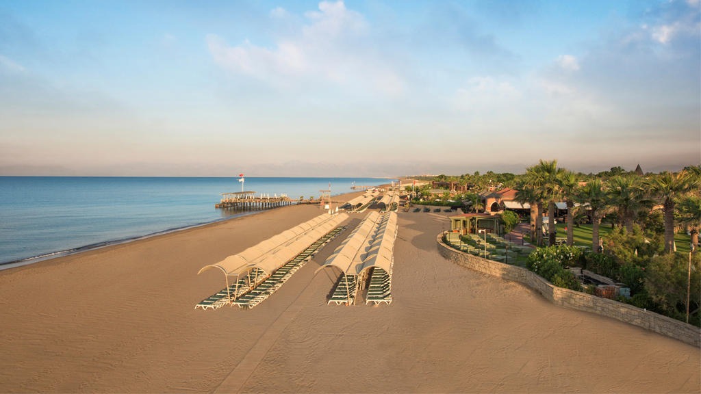Club Mega Saray Hotel
