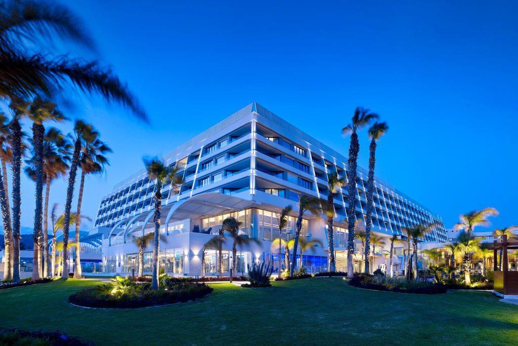 Hotel Parklane Resort & Spa 