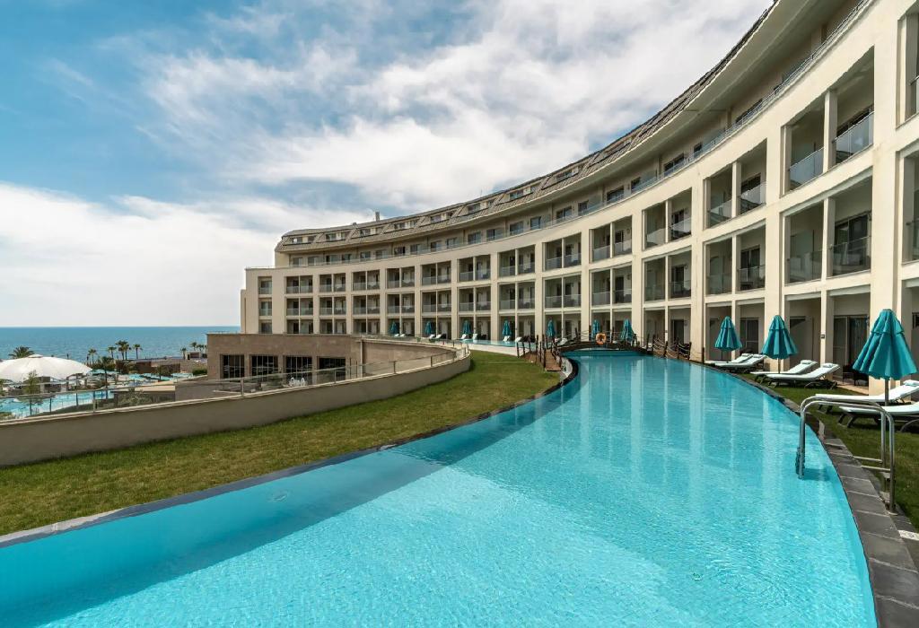 Kaya Palazzo Golf Resort