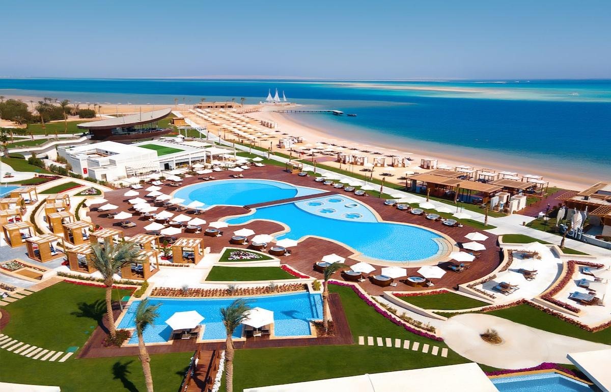 Rixos Premium Magawish Suites & Villas