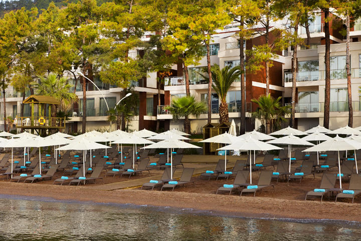 Orka Lotus Beach