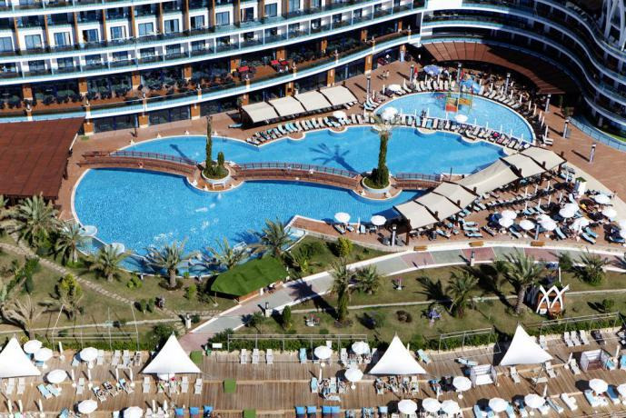 Granada Luxury Resort & Spa
