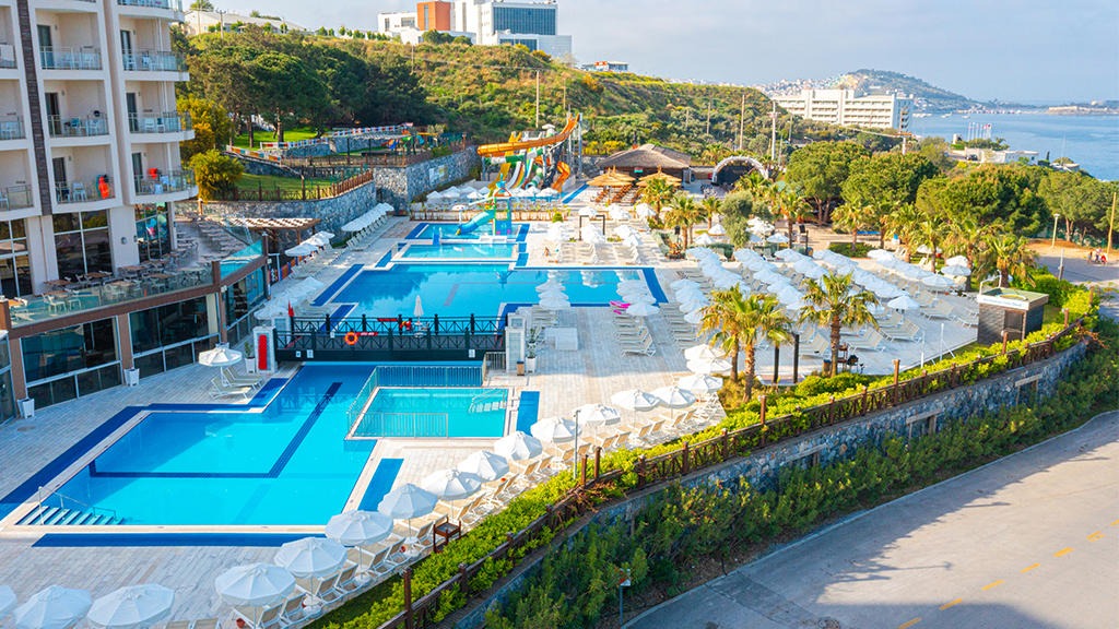 Ramada Resort By Wyndham Kushadasi Golf