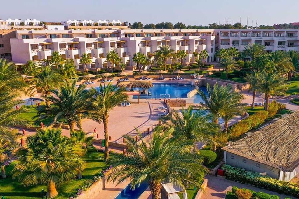 Fort Arabesque Resort Spa & Villas