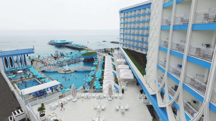 Granada Luxury Beach