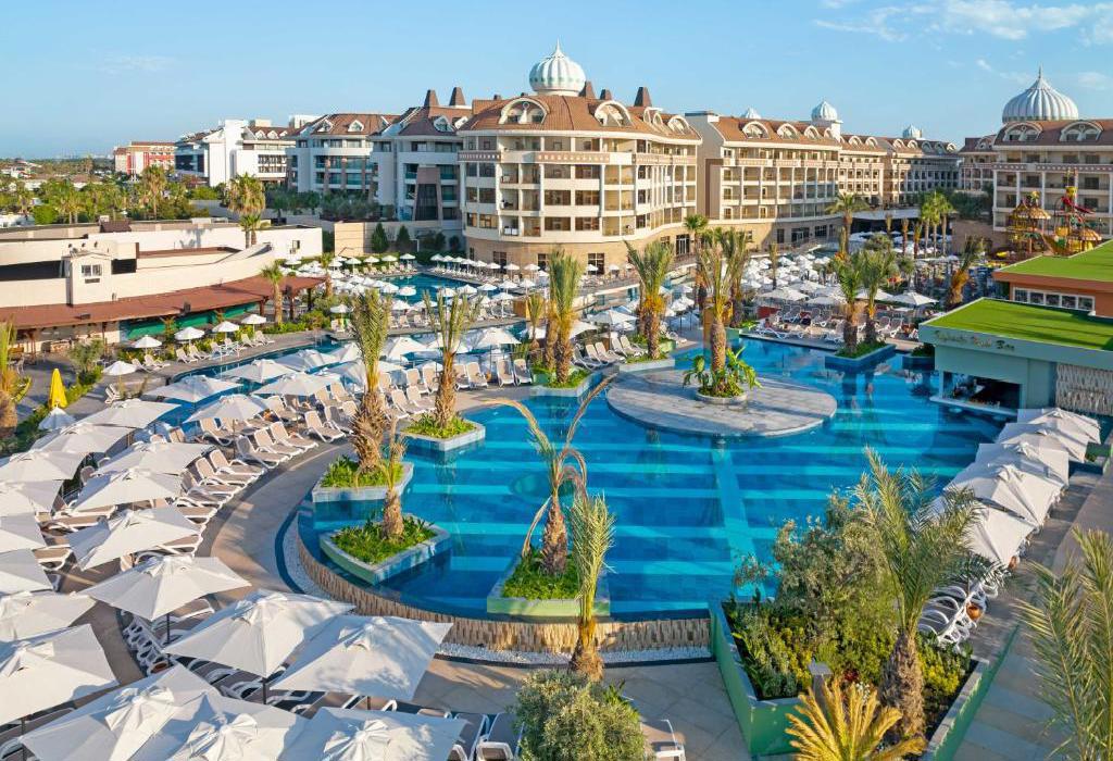 Hotel Kirman Belazur Resort and Spa