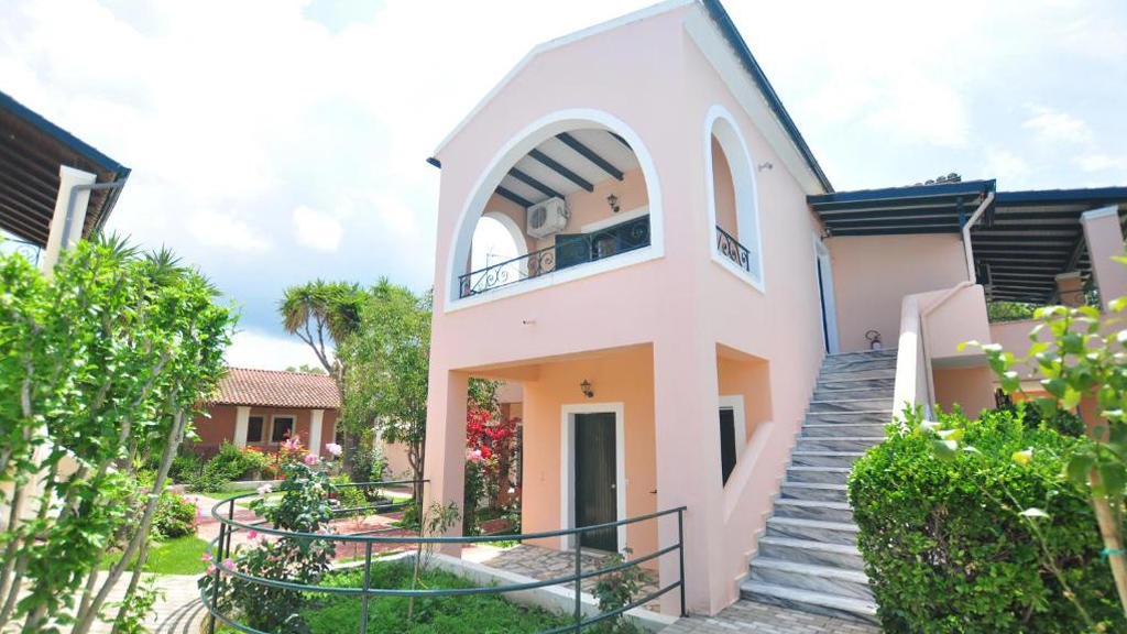 Acharavi Garden Hotel