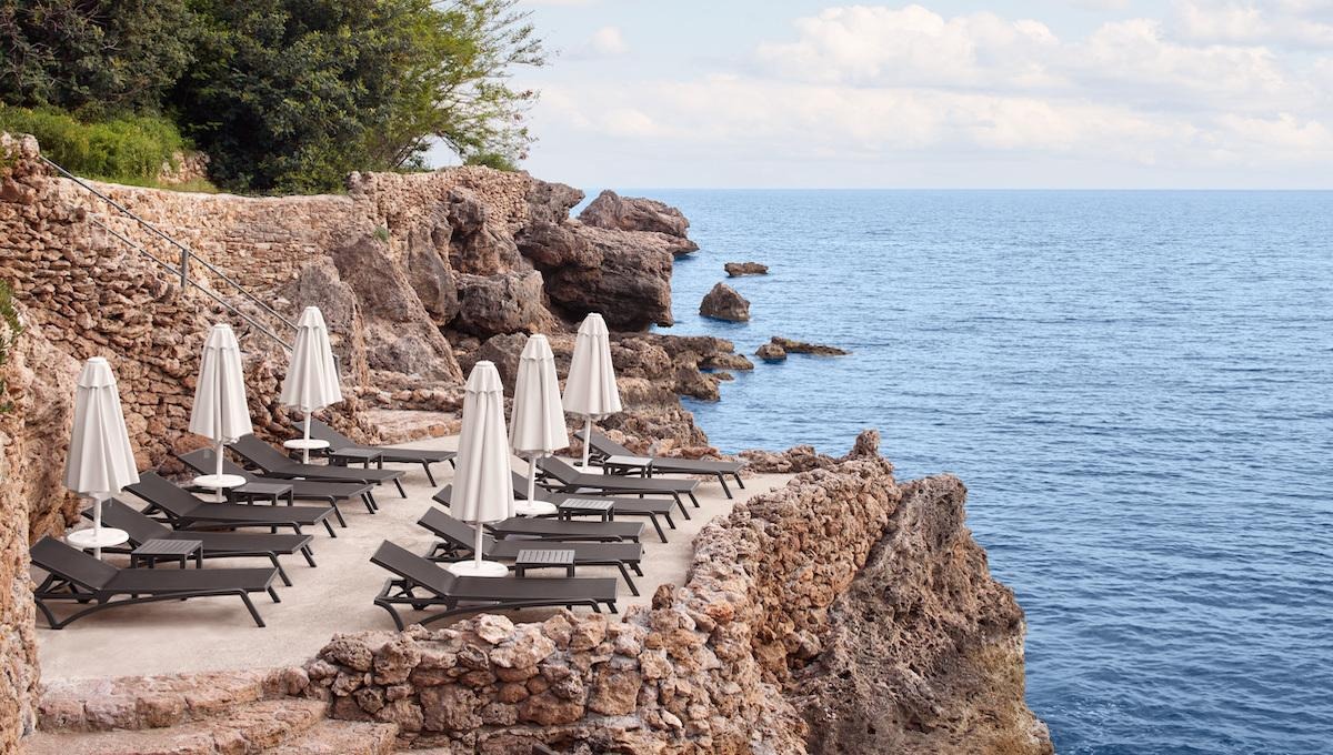 Akra Hotel