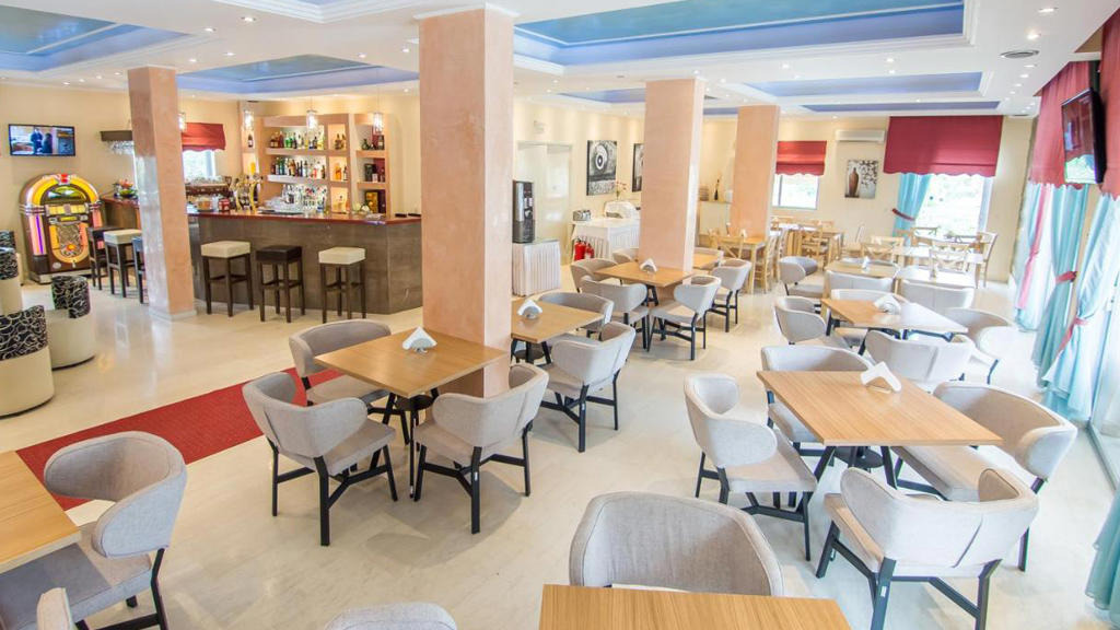 Primavera Hotel