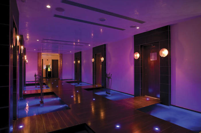Hotel Amathus Beach