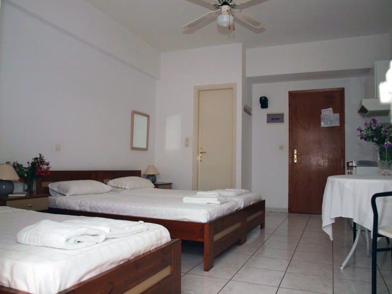 Kapolos Apartments